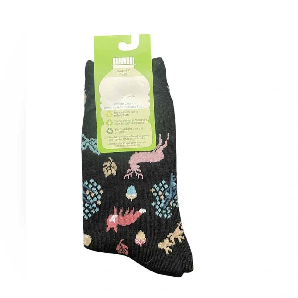 Black Fox and Deer Pattern Women’s Socks‎